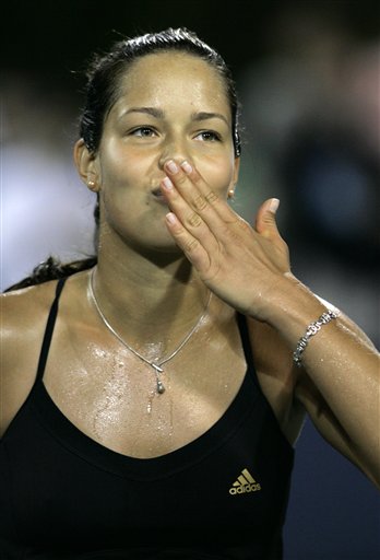 Ana Ivanovic reaches the 2007 Roland Garros finals