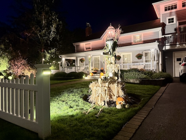 Halloween decorations at the Balcells household for 2025